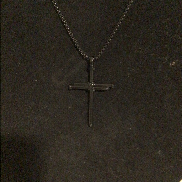 Necklace with nail cross pendant. Unisex. - Picture 5 of 6